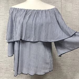 Cha Cha Vente Off Shoulder Top Women's Small NEW